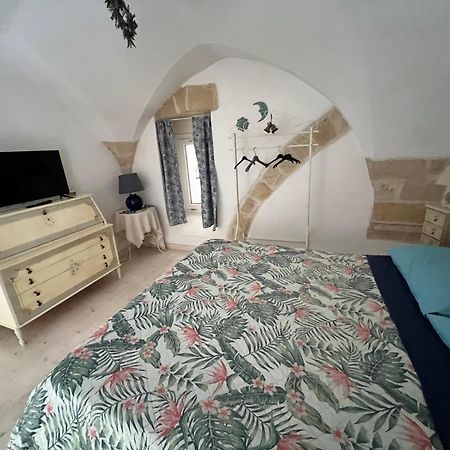 Handy Suite Idromassaggio Бриндизи Экстерьер фото