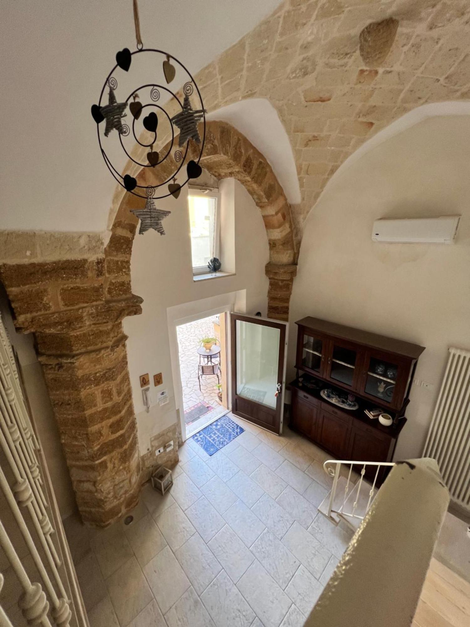 Handy Suite Idromassaggio Бриндизи Экстерьер фото