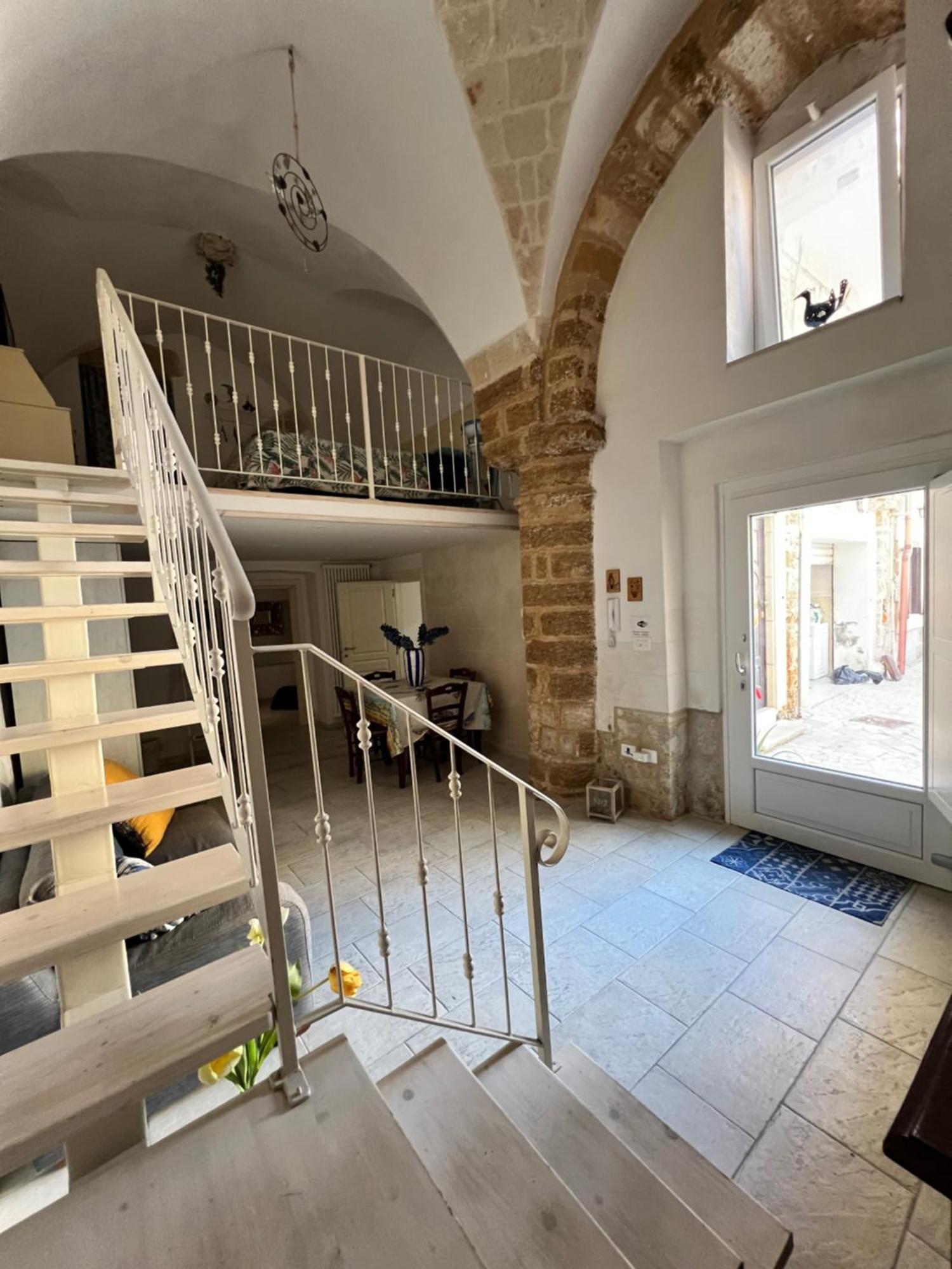 Handy Suite Idromassaggio Бриндизи Экстерьер фото